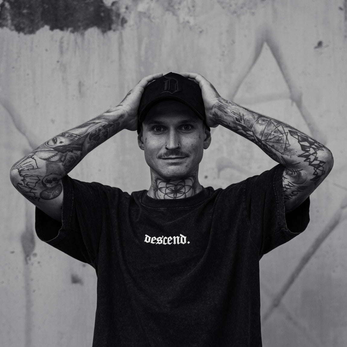 𝖉𝖊𝖘𝖈𝖊𝖓𝖉 | stealthcap